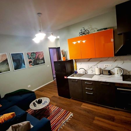 Edea Flat Apartment Tiranë Ngoại thất bức ảnh