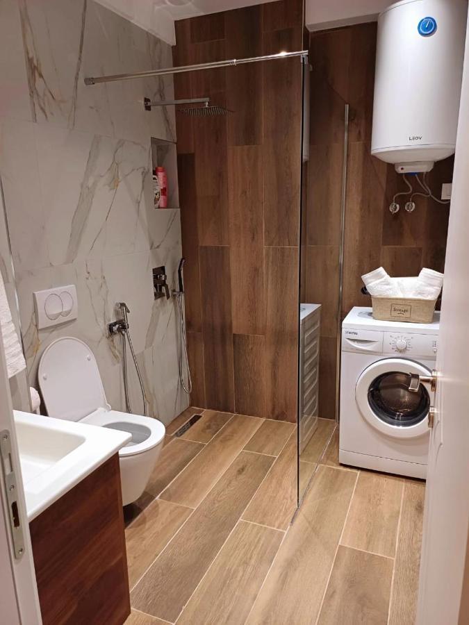 Edea Flat Apartment Tiranë Ngoại thất bức ảnh